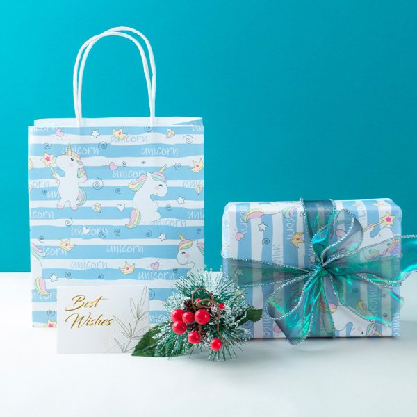Paket podarochnyy Yokee Unicorn 21*18sm_2