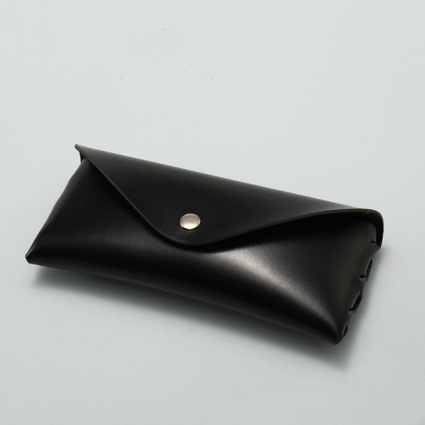 Futlyar dlya ochkov Snax SX-02