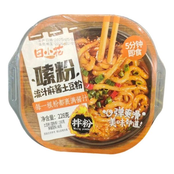 Lapsha udon Tian Xia Hua s kunzhutnym sosusom