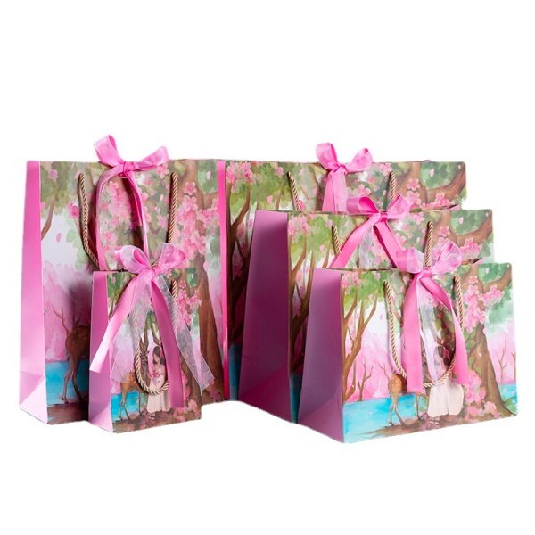 Paket podarochnyy Yokee Deer 19*13sm