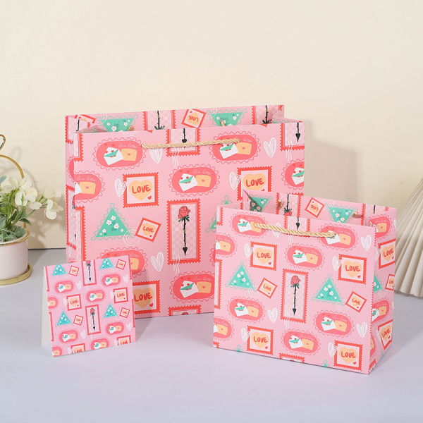 Paket podarochnyy Snax 038M 20x18x10