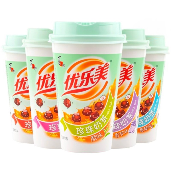 Chay Youlemei molochnyy s tapiokoy klubnichnyy 70g