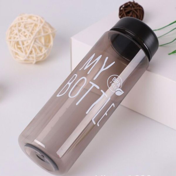 Butylka Yokee My Bottle glyantsevaya chernaya 500ml